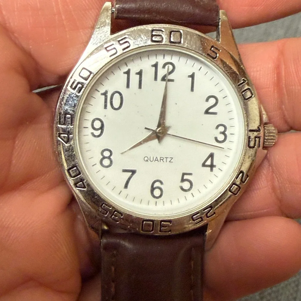 Puritan Mens Quartz Watch Brown Leather Strap White Dial New Battery